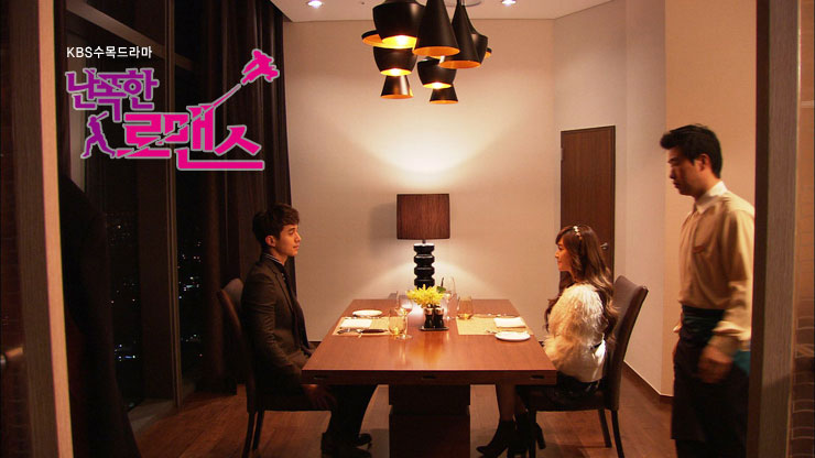 Girls Generation Jessica & Lee Dong Wook Romantic Date in Hotel