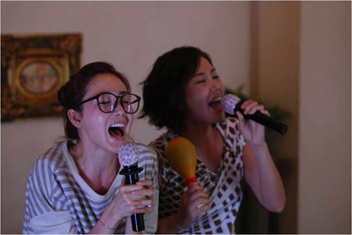 Choi Ji Woo Singing in Karaoke Room