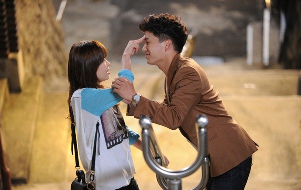 Protect the Boss Ji Sung and Choi Kong Hee Kiss