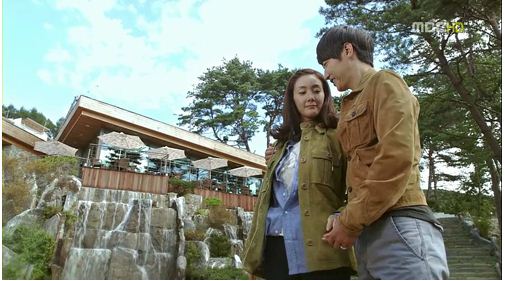 Yoon Sang Hyun and Choi Ji Woo at Resom Forest Resort