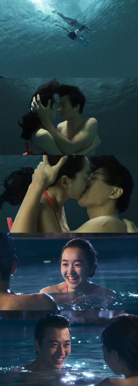 Kim Rae Won and Soo Ae Kiss Under Water
