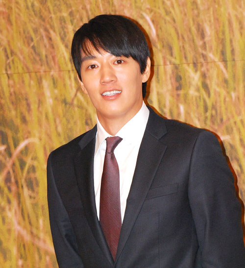 Kim Rae Won