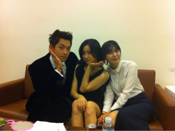 Rain, Shin Se Kyung and Lee Ha Na