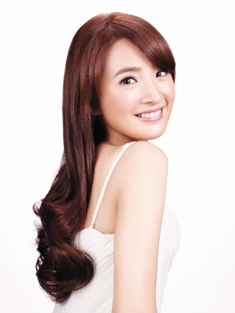 Ariel Lin with Long Hair