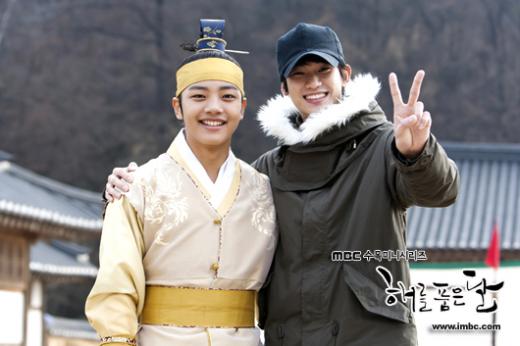 Kim Soo Hyun & Yeo Jin Goo