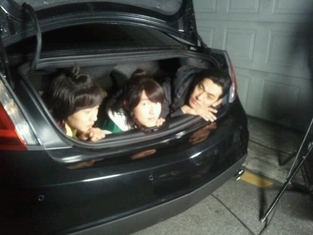 Rooftop Prince Flower Handsome Trio Assemble in Car Trunk