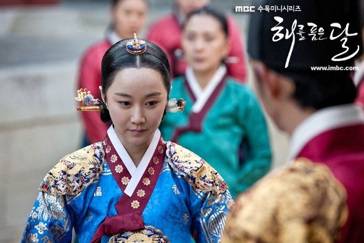 ‘Queen’ Kim Min Seo Jealous of Han Ga In Because of Kim Soo Hyun