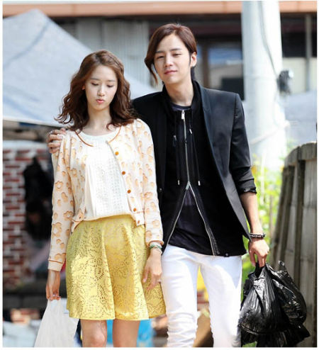 Jang Geun Seuk and YoonA in Sweet Dating